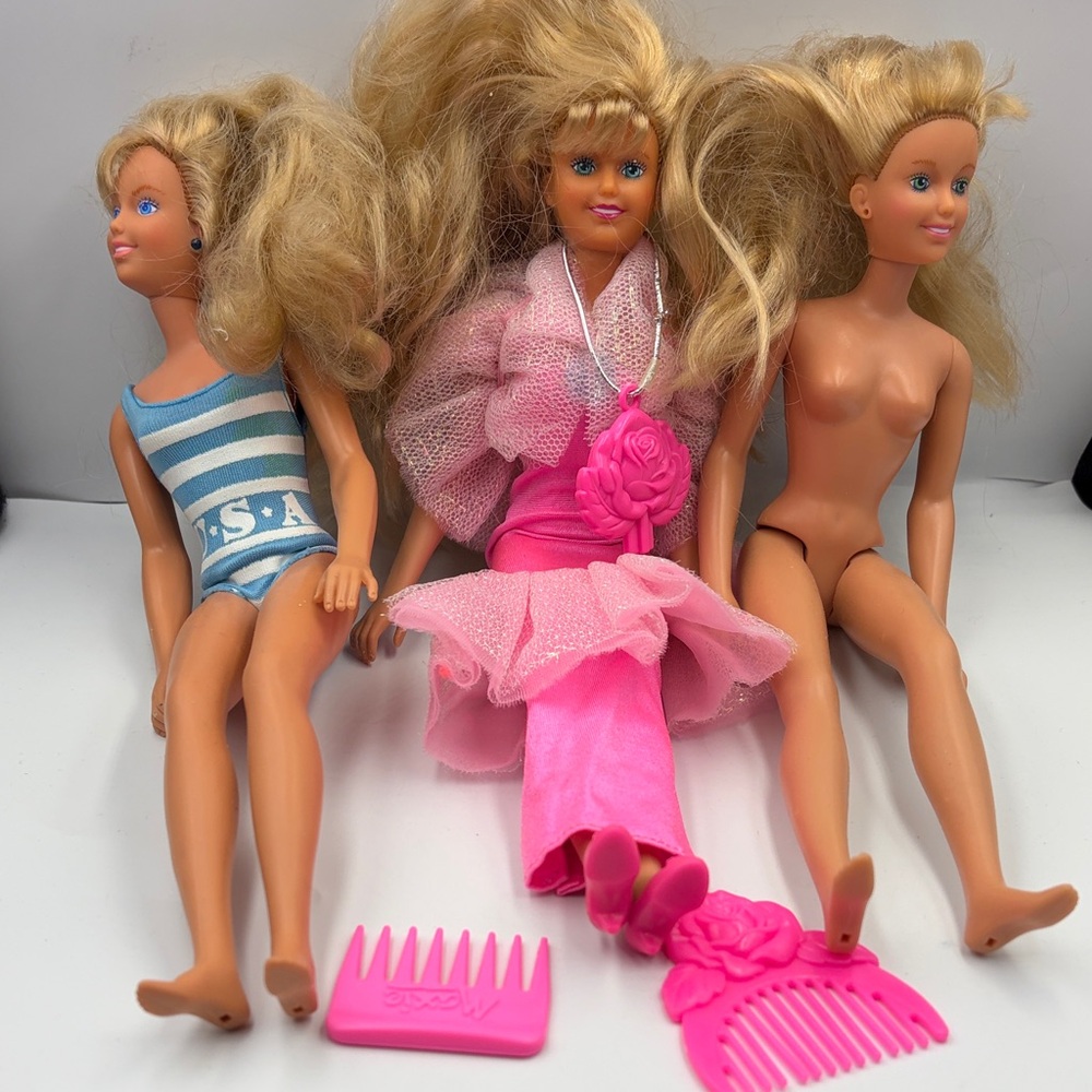 Lot of Hasbro Maxie Dolls
